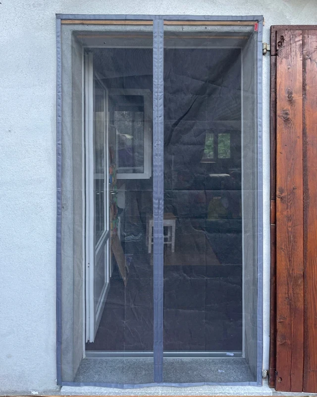Custom Middle Opening Magnetic Screen Door