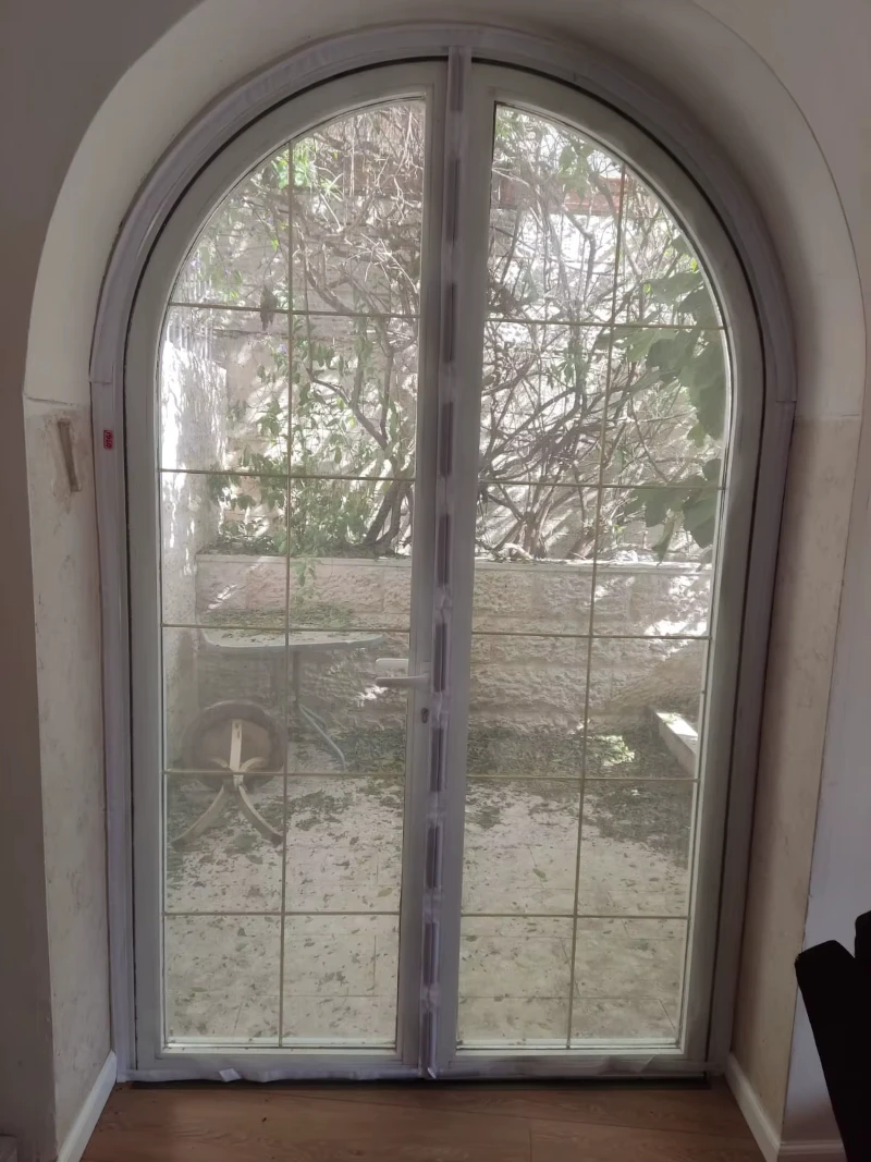 Custom Arched Magnetic Screen Door